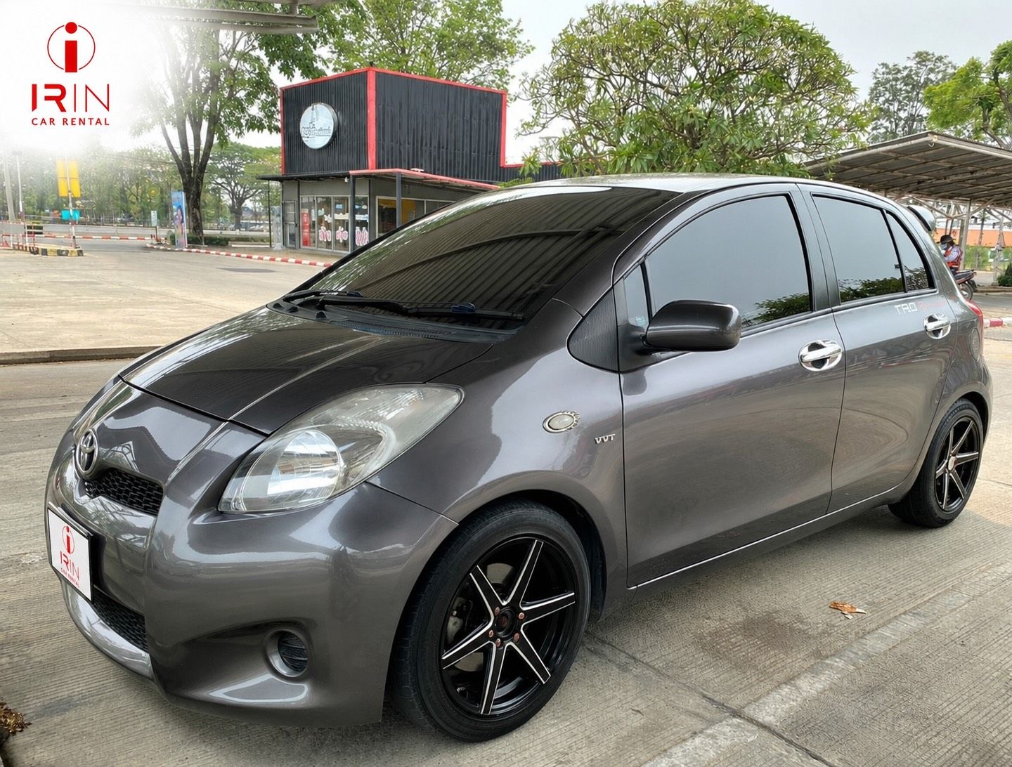 TOYOTA Yaris โฉม Hatchback 5 ประตู rental car — Irin Car Rent Lopburi